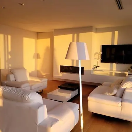 Prachtige Luxevilla Met Infinitypool 阿德耶