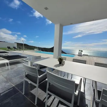 Prachtige Luxevilla Met Infinitypool 阿德耶